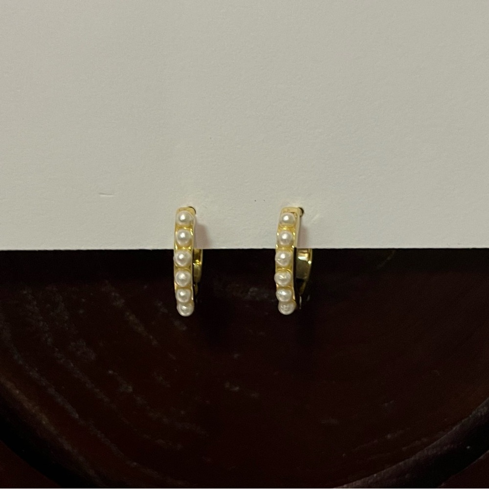 Pearl Gold Hoop Earrings
